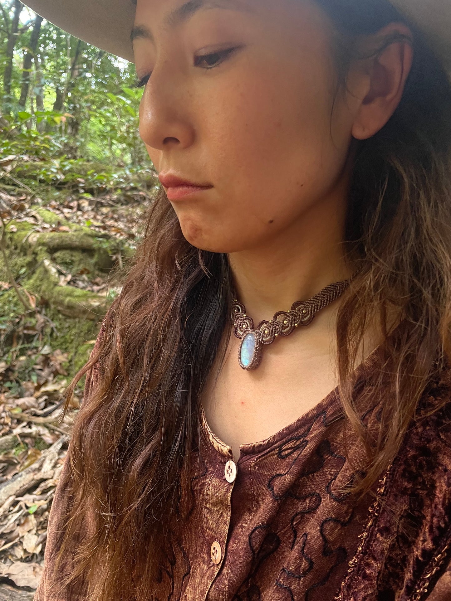 ~EARTHY TONE MACRAME CHOKER~ Moonstone