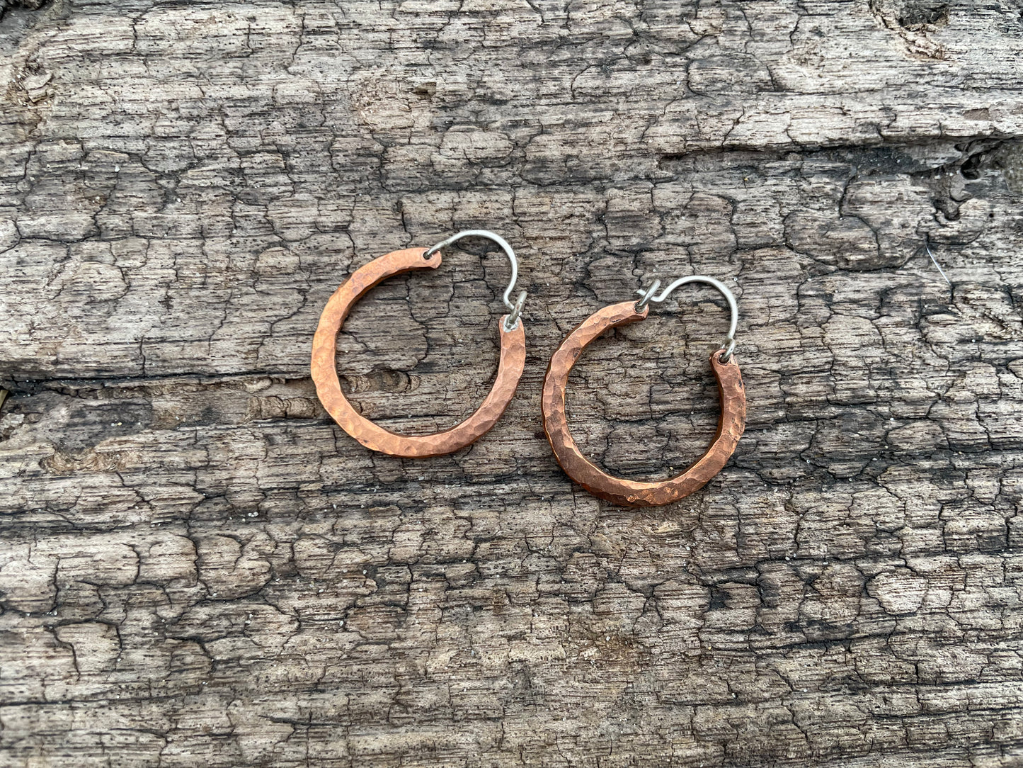 ~HAMMERED COPPER HOOP~ MTO