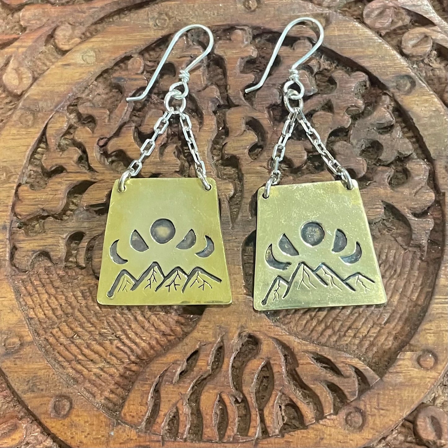 ~MOUNTAIN+MOON EARRINGS~