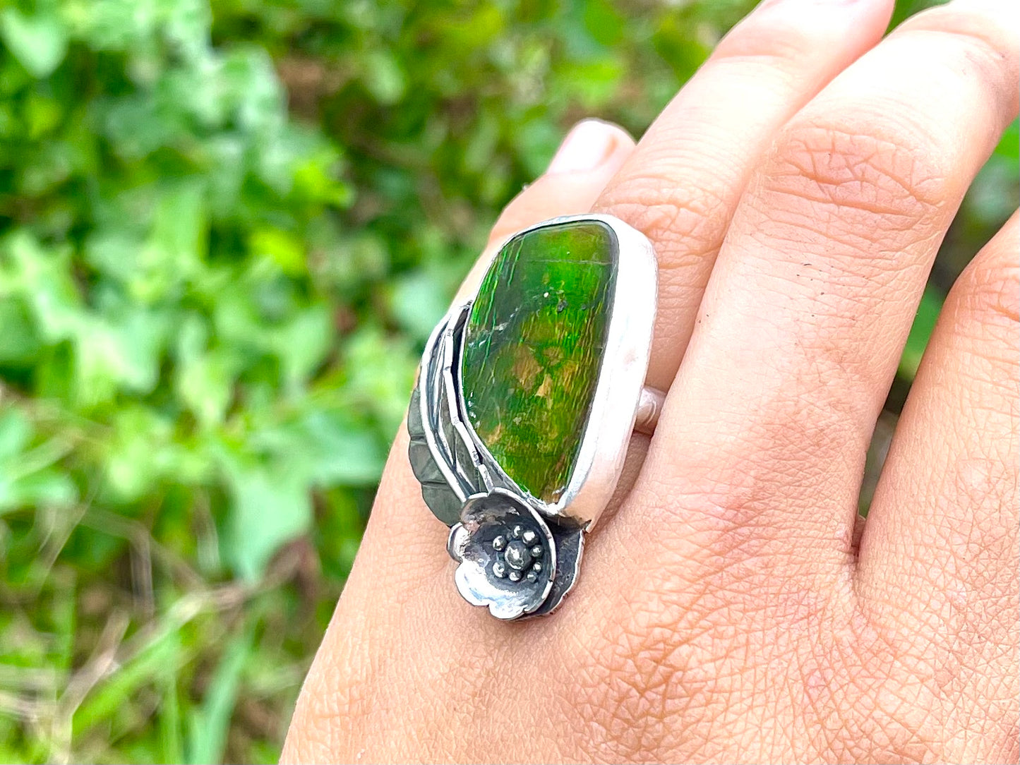 ~AMMOLITE FLOWER & LEAF~ Size US 6