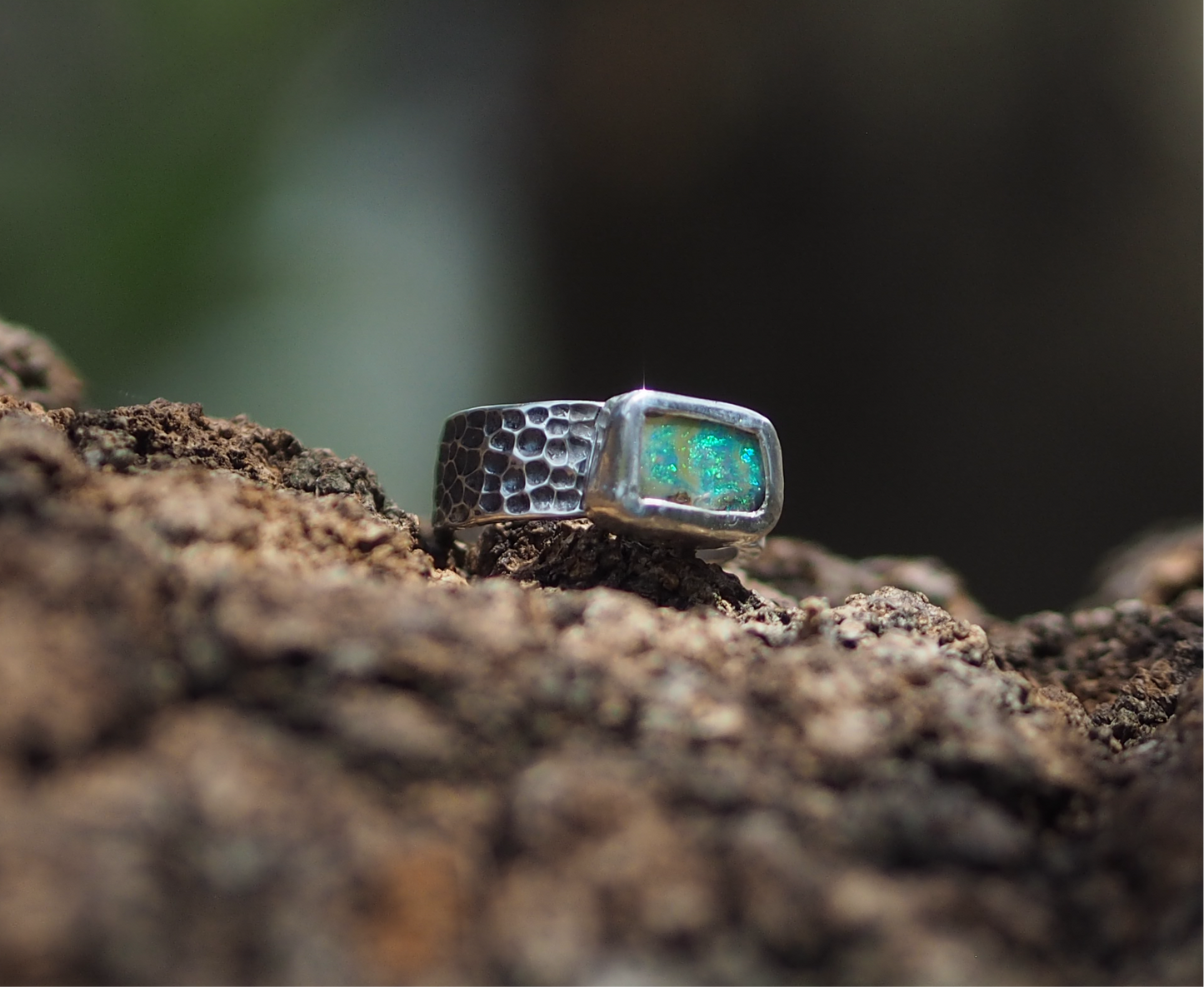 ~HAMMERED RING~ Blue Green Boulder opal (Size7.5, O1/2)