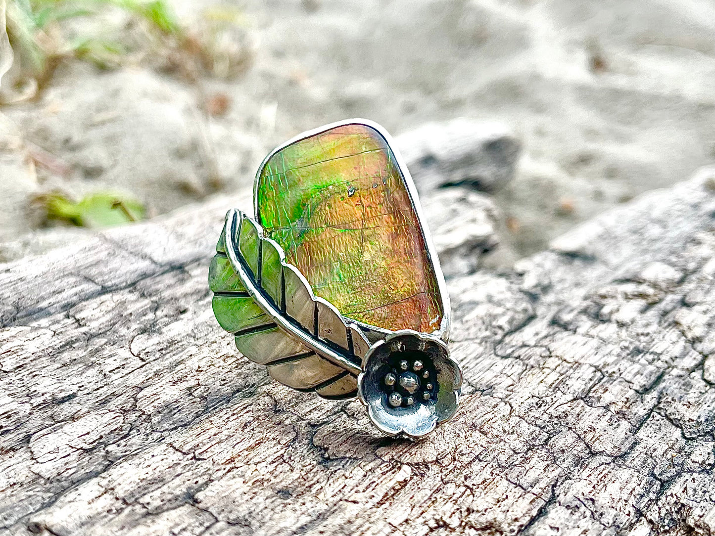 ~AMMOLITE FLOWER & LEAF~ Size US 6