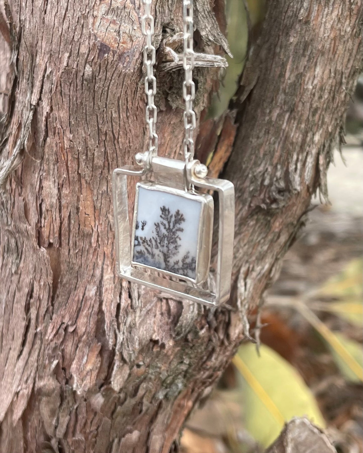 ~PICTURE FRAME DESIGN NECKLACE~ Dendritic agate