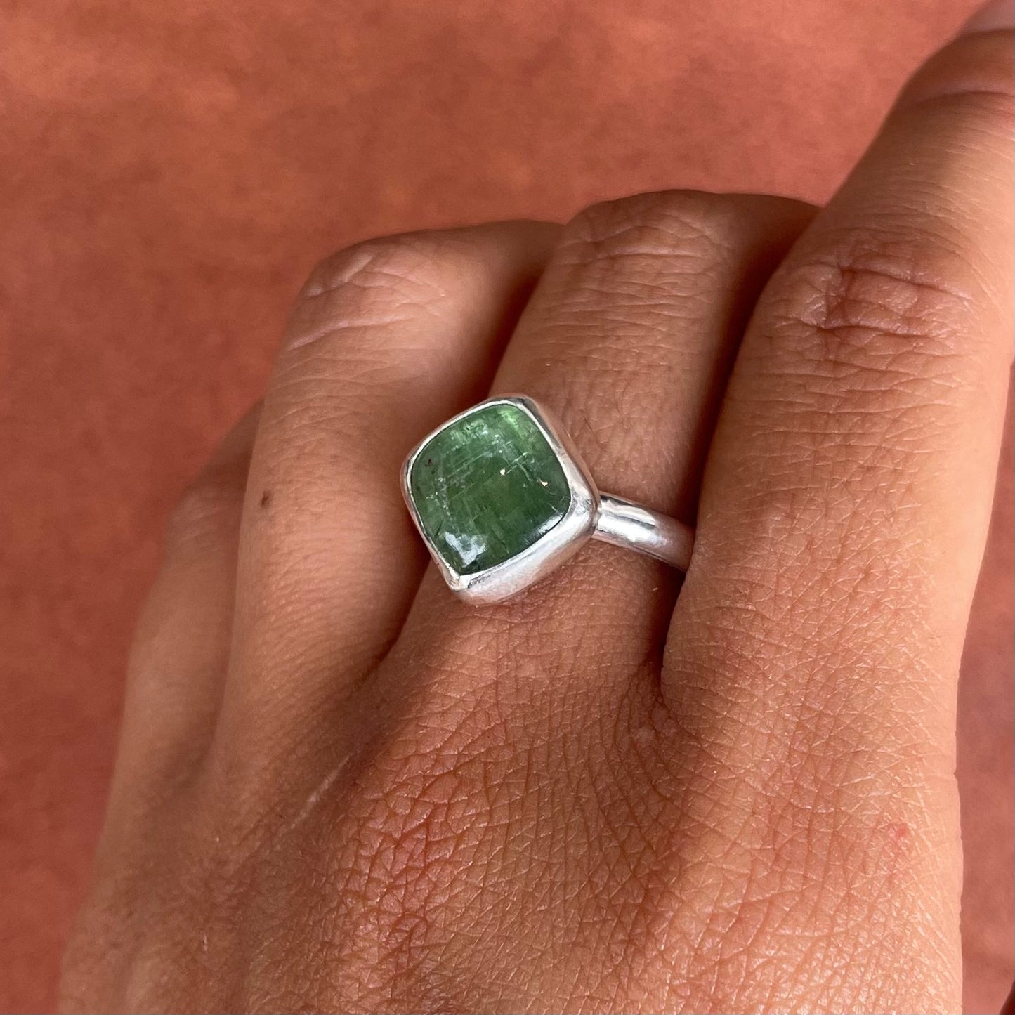 ~GREEN KYANITE RING~ SIZE9.25