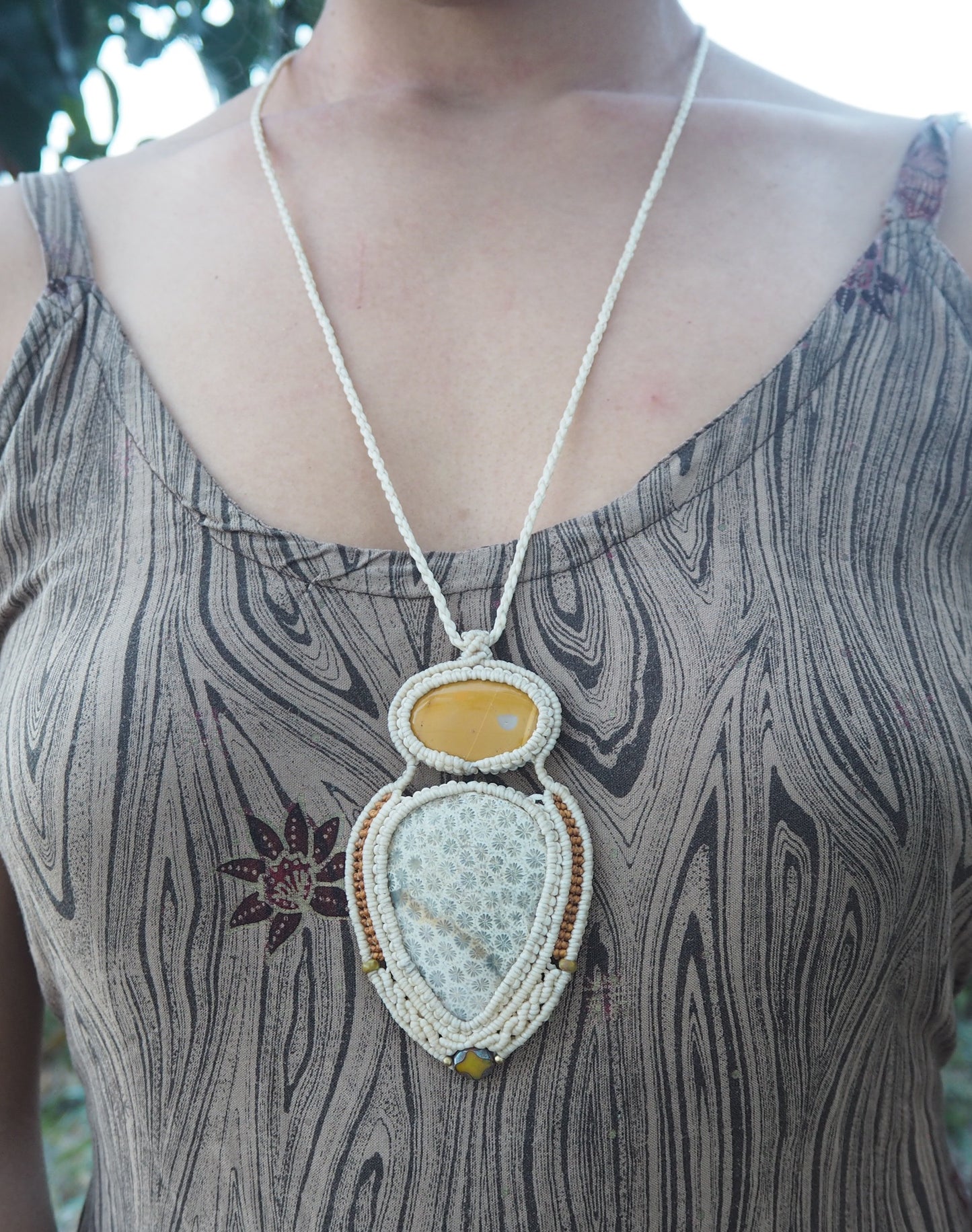 ~CORAL FOSSIL+AUSTRALIAN MOOKAITE NECKLACE~